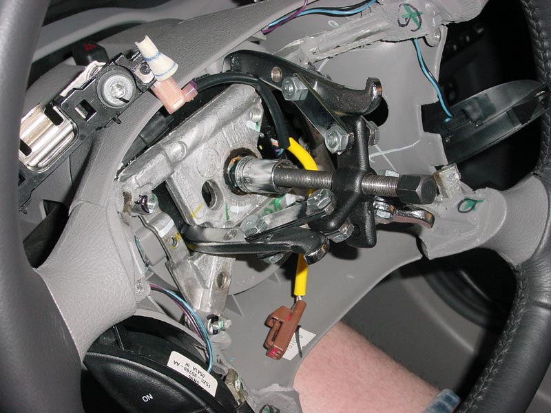 How to install an FR500 steering wheel