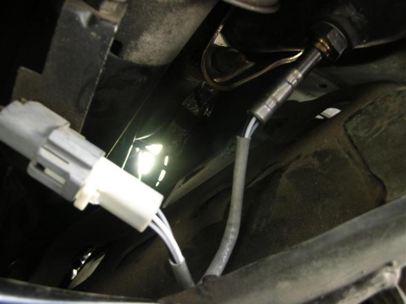How many o2 sensors does a 2001 ford mustang have #8